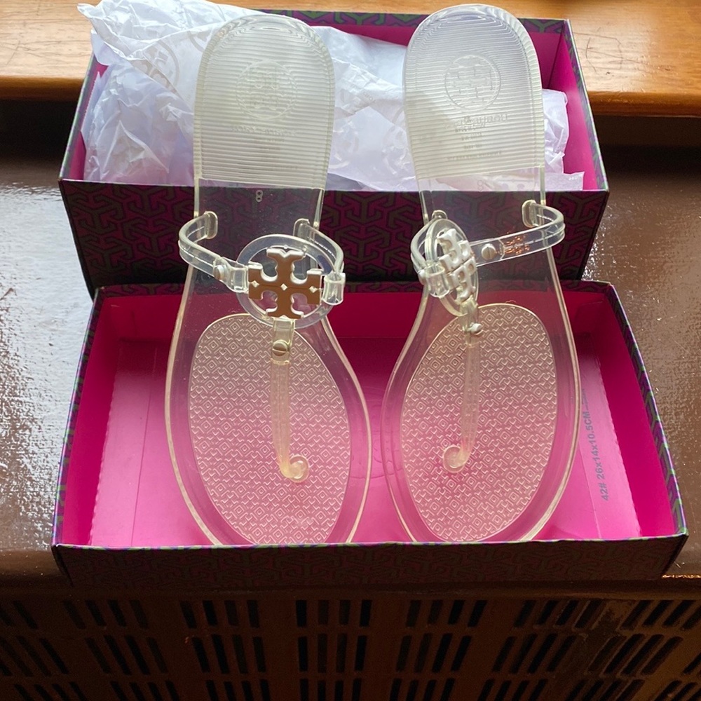 Tori Burch size 8 Clear Flat Thong Sandal